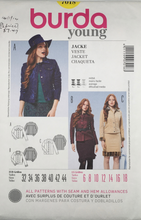 Load image into Gallery viewer, 2013 Sewing Pattern: Burda 7018
