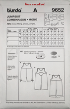 Load image into Gallery viewer, 2007 Sewing Pattern: Burda 9652
