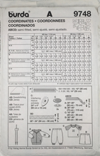 Load image into Gallery viewer, 2005 Sewing Pattern: Burda 9748
