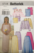 Load image into Gallery viewer, 2002  Sewing Pattern: Butterick 3718
