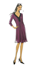 Load image into Gallery viewer, 2008  Sewing Pattern: Butterick B5173
