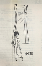 Load image into Gallery viewer, 1960&#39;s Vintage Sewing Pattern: The Herald Sun 4923
