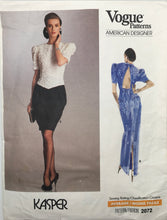 Load image into Gallery viewer, 1988 Vintage Sewing Pattern: Vogue 2072
