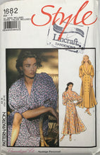Load image into Gallery viewer, 1980's Vintage Sewing Pattern: Style 1682
