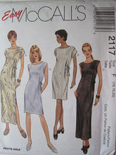 Load image into Gallery viewer, 1999 Vintage Sewing Pattern: McCalls 2117
