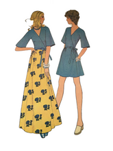 Load image into Gallery viewer, 1973 Vintage Sewing Pattern: McCalls 3579
