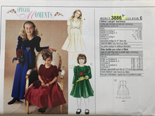 Load image into Gallery viewer, 2002 Sewing Pattern: McCalls 3886
