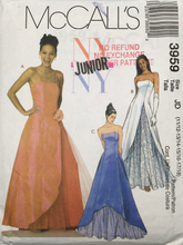 Load image into Gallery viewer, 2003  Sewing Pattern: McCalls 3959
