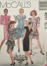 Load image into Gallery viewer, 1988 Vintage Sewing Pattern: McCalls 4077
