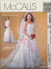 Load image into Gallery viewer, 2003  Sewing Pattern: McCalls 4299
