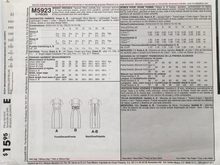 Load image into Gallery viewer, 2009  Sewing Pattern: McCalls M5923
