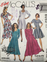 Load image into Gallery viewer, 1992 Vintage Sewing Pattern: McCalls 6052
