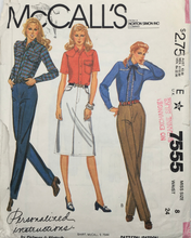 Load image into Gallery viewer, 1981 Vintage Sewing Pattern: McCalls 7555
