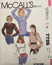 Load image into Gallery viewer, 1981 Vintage Sewing Pattern: McCalls 7726
