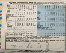 Load image into Gallery viewer, 1981 Vintage Sewing Pattern: McCalls 7752
