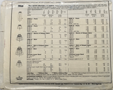 Load image into Gallery viewer, 1984 Vintage Sewing Pattern: McCalls 9039
