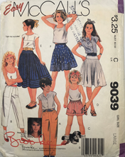 Load image into Gallery viewer, 1984 Vintage Sewing Pattern: McCalls 9039
