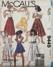 Load image into Gallery viewer, 1985 Vintage Sewing Pattern: McCalls 9445
