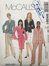 Load image into Gallery viewer, 2004  Sewing Pattern: McCalls M4391
