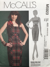 Load image into Gallery viewer, 2009  Sewing Pattern: McCalls M5923
