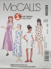 Load image into Gallery viewer, 2010  Sewing Pattern: McCalls M6098
