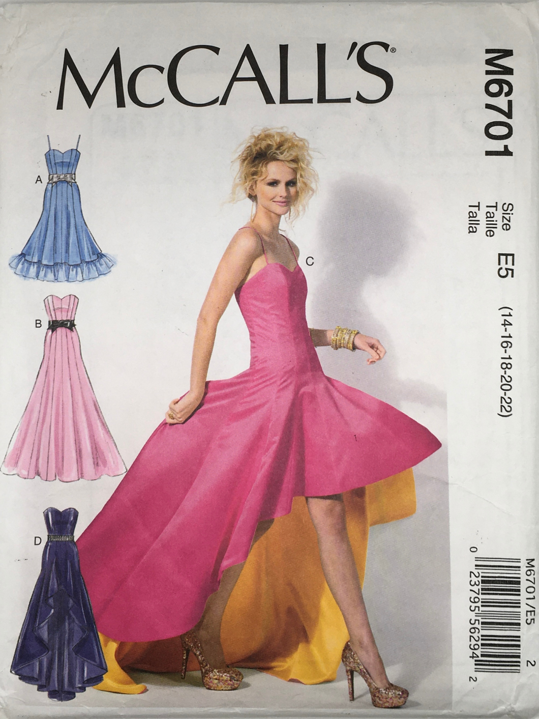 2013  Sewing Pattern: McCalls M6701