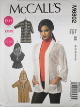 Load image into Gallery viewer, 2013  Sewing Pattern: McCalls M6802
