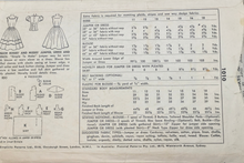 Load image into Gallery viewer, 1954 Vintage Sewing Pattern: Simplicity 1010
