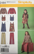 Load image into Gallery viewer, 2009 Sewing Pattern: Simplicity 2484
