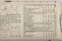 Load image into Gallery viewer, 1959 Vintage Sewing Pattern: Simplicity  2917
