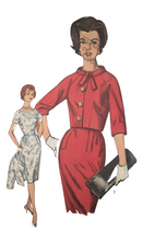 Load image into Gallery viewer, 1962 Vintage Sewing Patterns: Simplicity 4036
