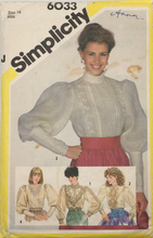 Load image into Gallery viewer, 1983  Vintage Sewing Pattern: Simplicity 6033
