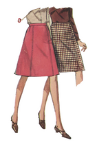 Load image into Gallery viewer, 1966 Vintage Sewing Pattern: Simplicity 6695
