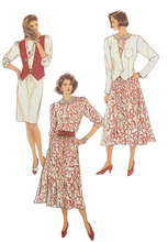 Load image into Gallery viewer, 1990 Vintage Sewing Pattern: Simplicity 7103
