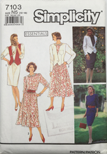 Load image into Gallery viewer, 1990 Vintage Sewing Pattern: Simplicity 7103
