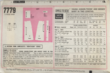 Load image into Gallery viewer, 1968 Sewing Pattern: Simplicity 7779
