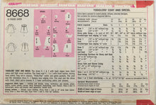 Load image into Gallery viewer, 1971 Vintage Sewing Pattern: Simplicity 8668
