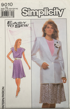 Load image into Gallery viewer, 1989  Vintage Sewing Pattern: Simplicity 9010
