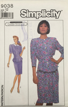 Load image into Gallery viewer, 1989  Vintage Sewing Pattern: Simplicity 9038
