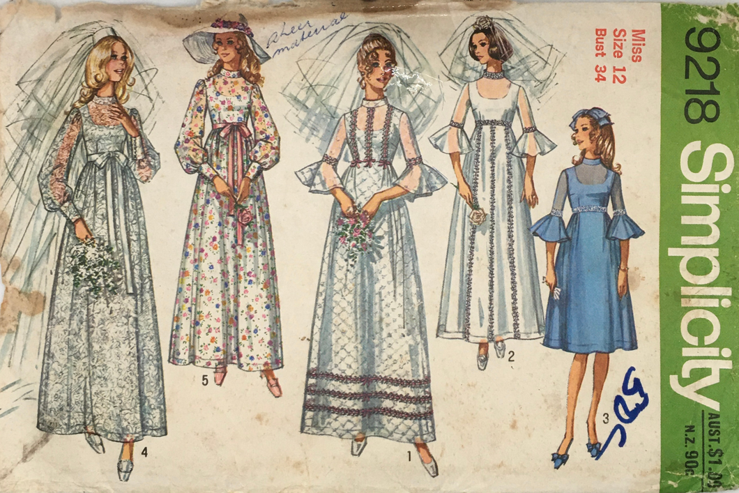 1970 Vintage Sewing Pattern: Simplicity 9218