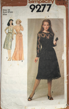 Load image into Gallery viewer, 1980 Vintage Sewing Pattern: Simplicity 9277
