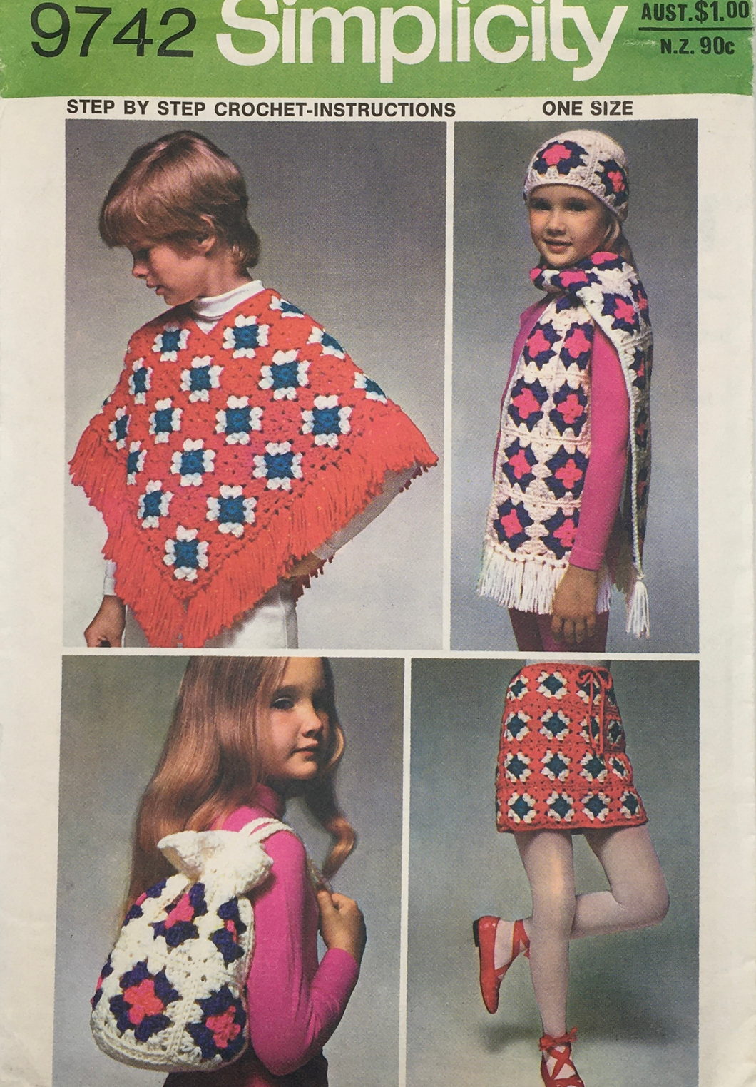 1973 Vintage Sewing Pattern: Simplicity 9742