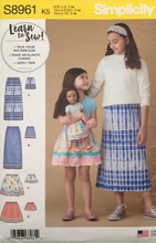 Load image into Gallery viewer, 2019 Sewing Pattern: Simplicity S8961
