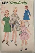 Load image into Gallery viewer, 1966 Vintage Sewing Pattern: Simplicity  6482
