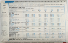 Load image into Gallery viewer, 1977 Vintage Sewing Pattern: Style 1525
