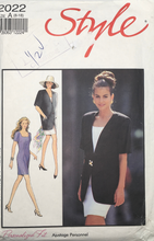 Load image into Gallery viewer, 1990’s Vintage Sewing Pattern: Style 2022
