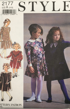 Load image into Gallery viewer, 1991 Vintage Sewing Pattern: Style 2177
