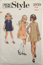 Load image into Gallery viewer, 1960’s Vintage Sewing Pattern: Style 2959
