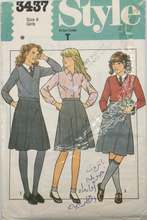 Load image into Gallery viewer, 1984 Vintage Sewing Pattern: Style 3437
