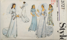 Load image into Gallery viewer, 1972 Vintage Sewing Pattern: Style 3727
